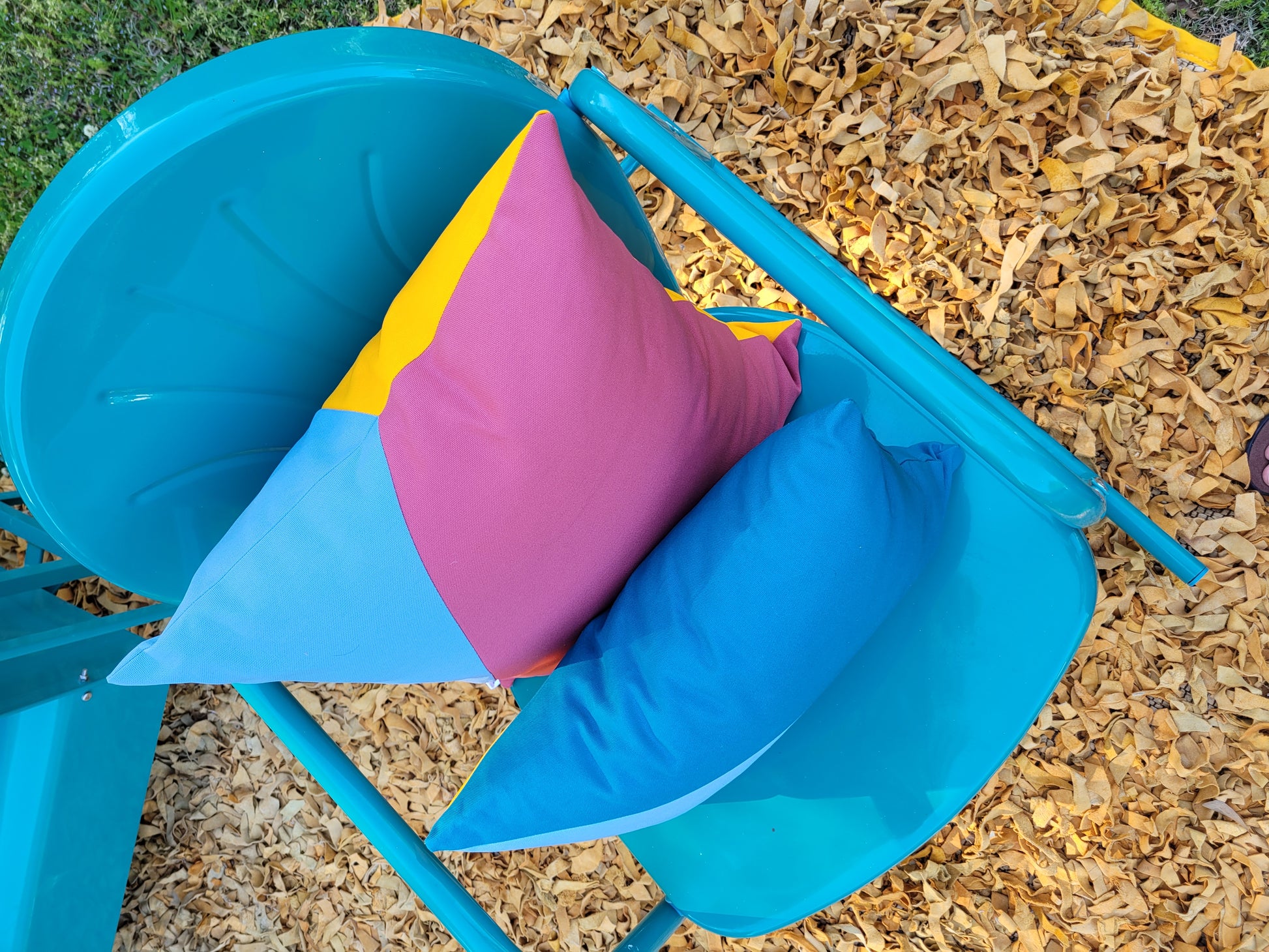 50s Mod Geometric Outdoor Throw Pillows
