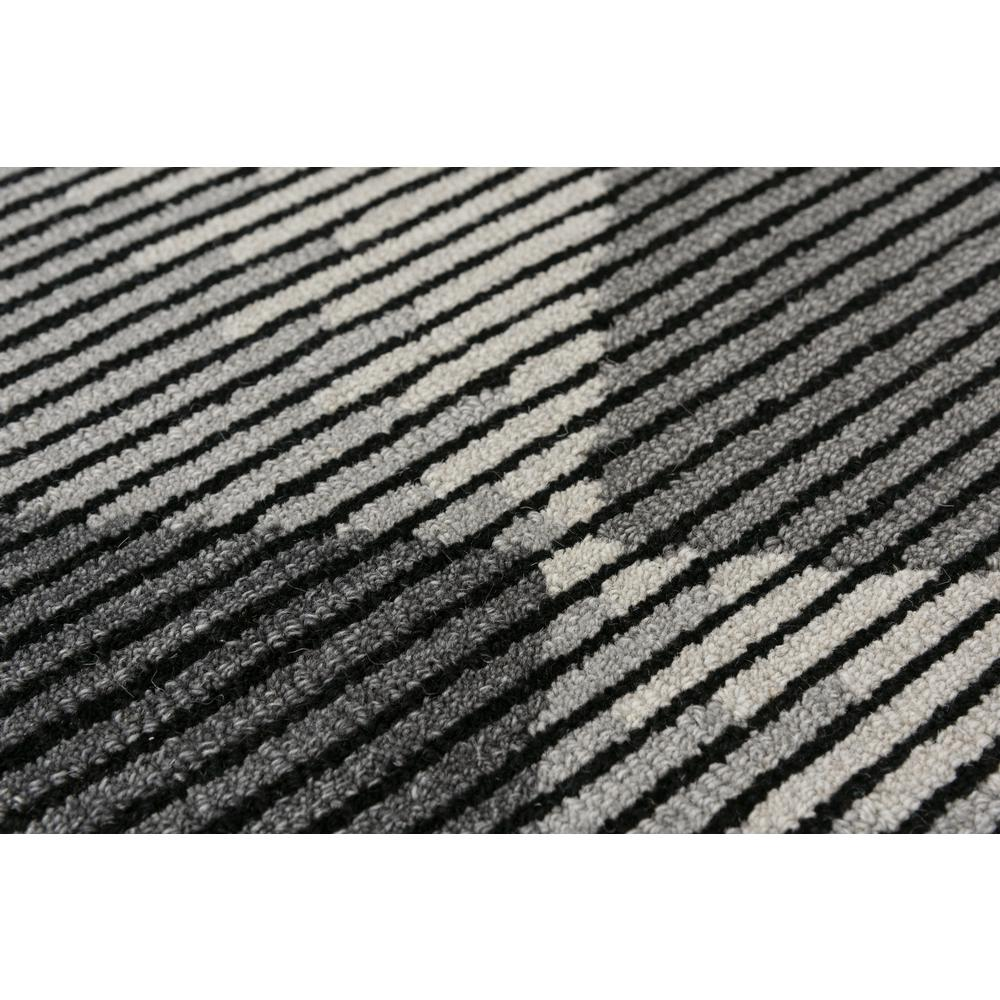 Heathered Diamond Wool Area Rug, Black 7'9"X9'9"